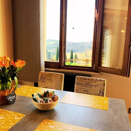 Casale Soleluna - Bagno Condiviso 住宿加早餐酒店 *
